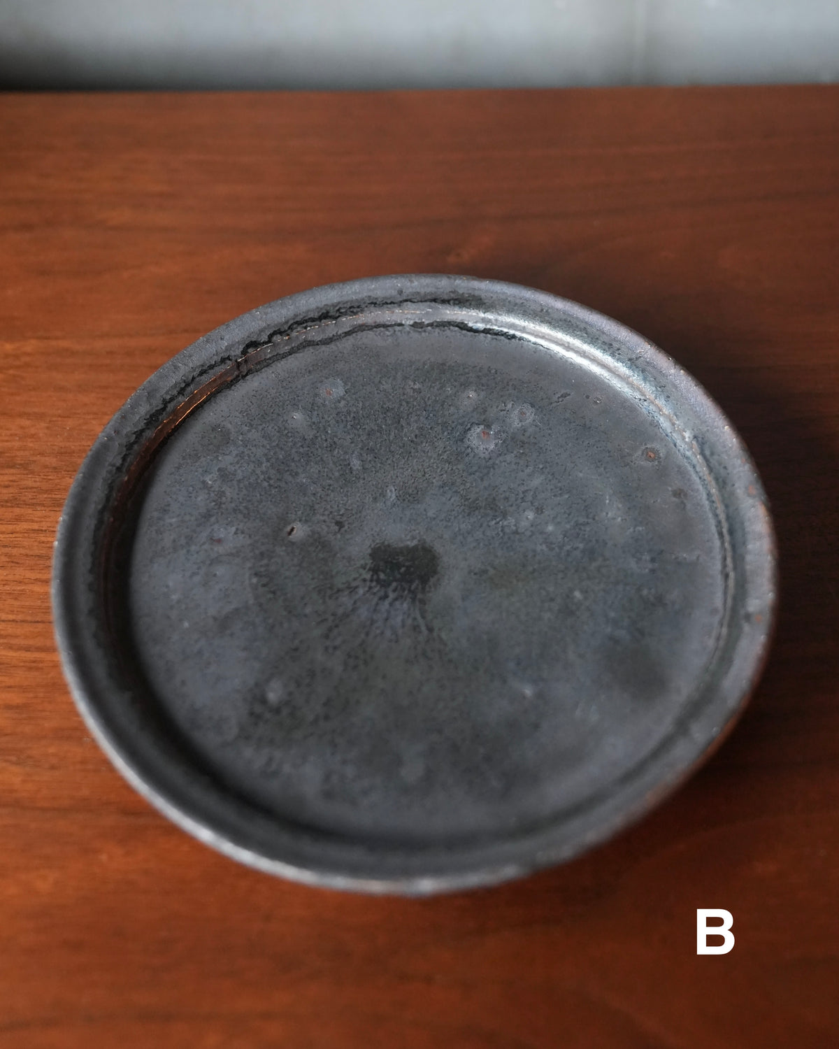 Shohei Ono / “Black Shino” Rimmed Plate