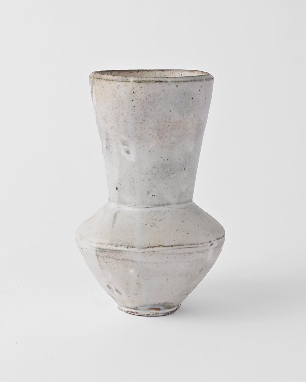 境道一 / 粉引花入