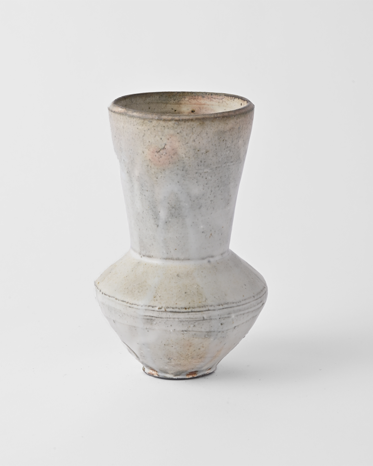 境道一 / 粉引花入