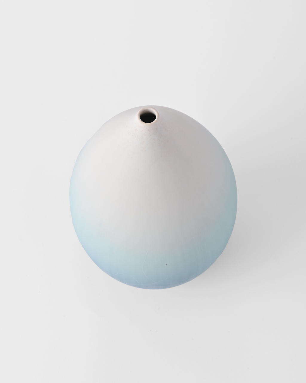 岩崎龍二 / 半磁器土花器 C / Lt.Blue