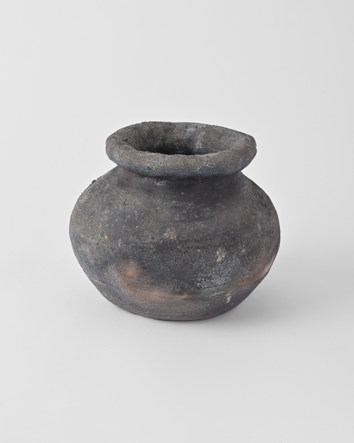 田宮亜紀 / 灰被壺 Large B