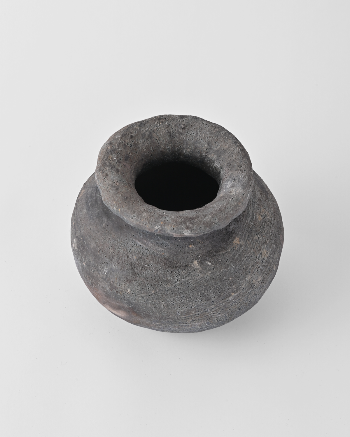 田宮亜紀 / 灰被壺 Large B