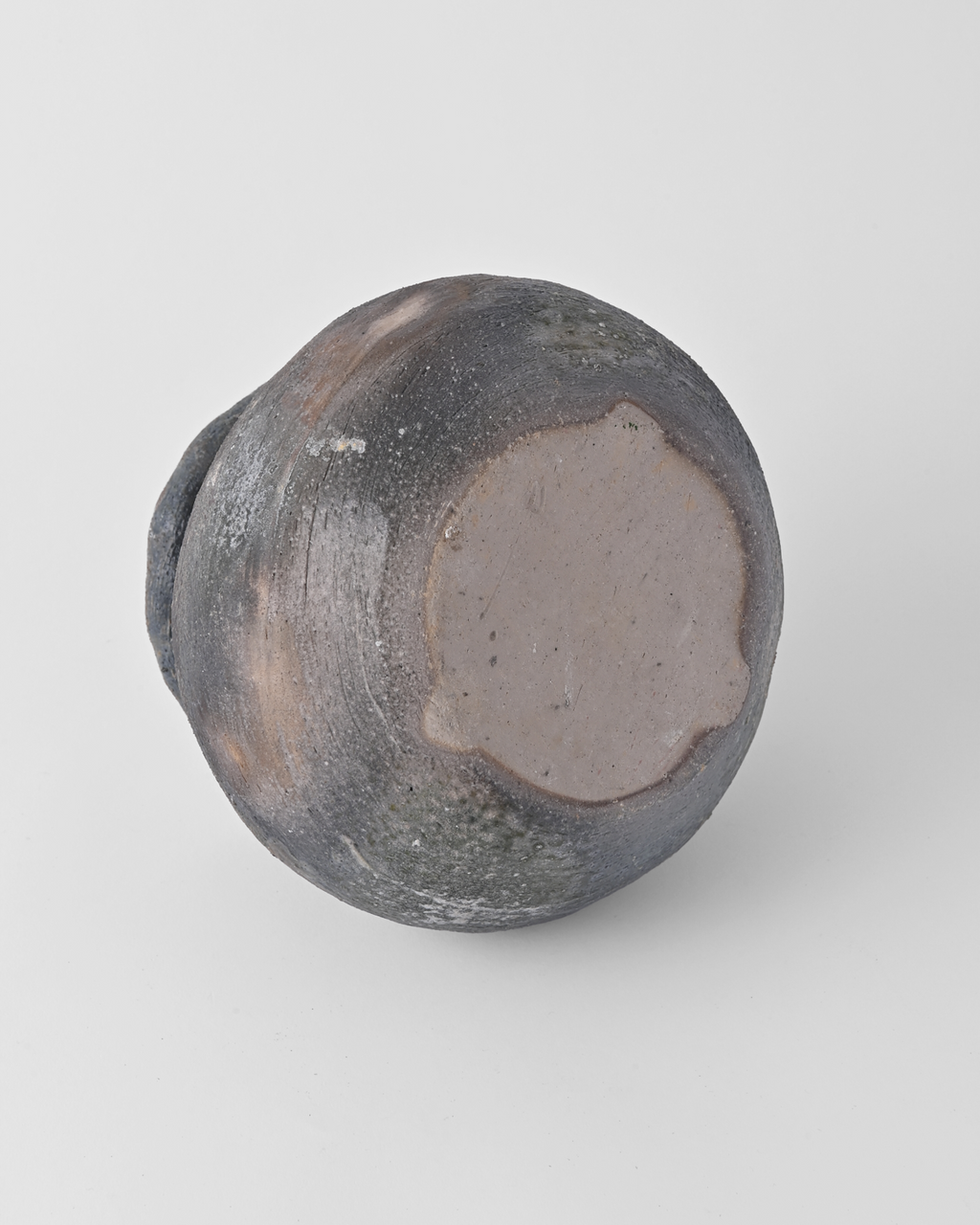 田宮亜紀 / 灰被壺 Large B