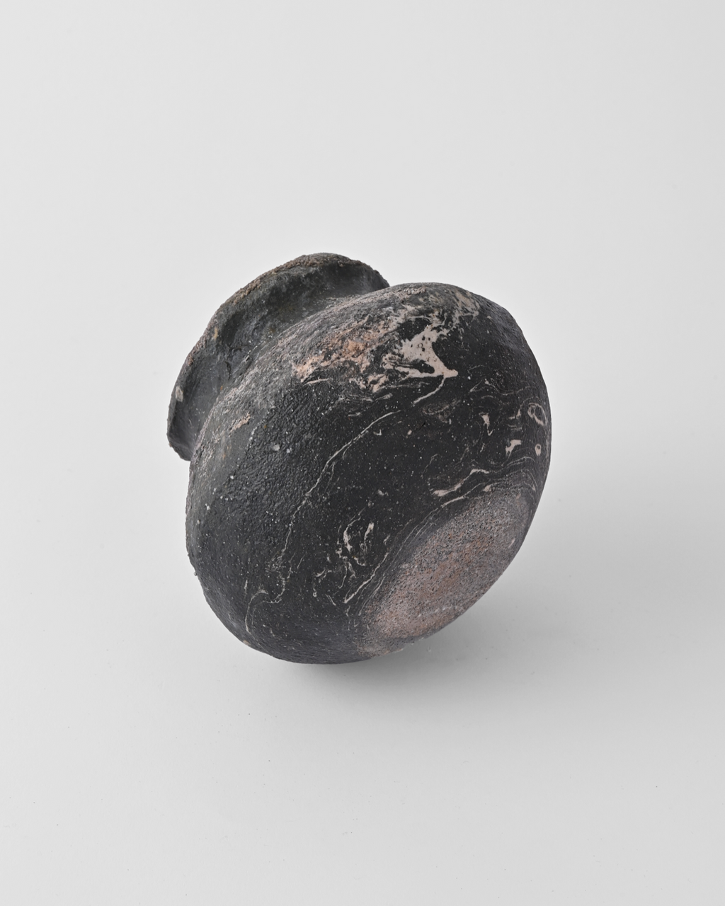 田宮亜紀 / 灰被壺 Small B