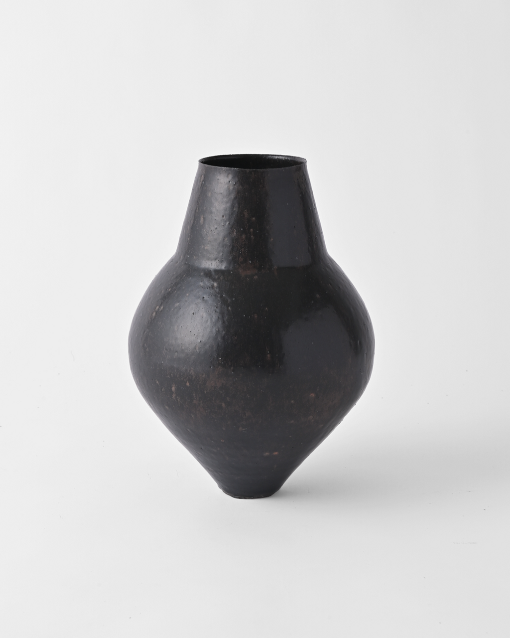 吉田直嗣 / 鉄釉花器