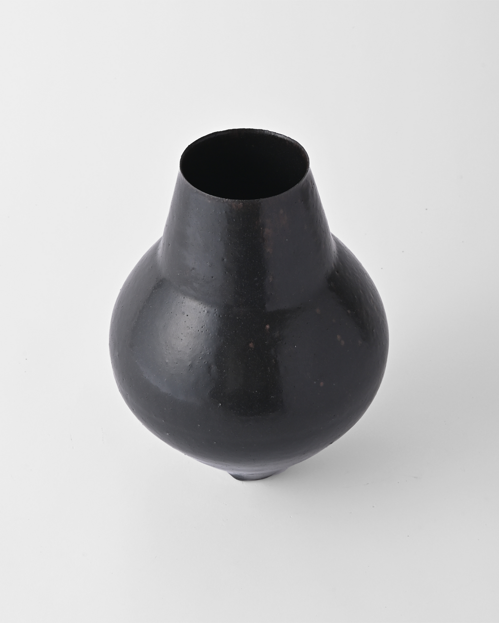吉田直嗣 / 鉄釉花器