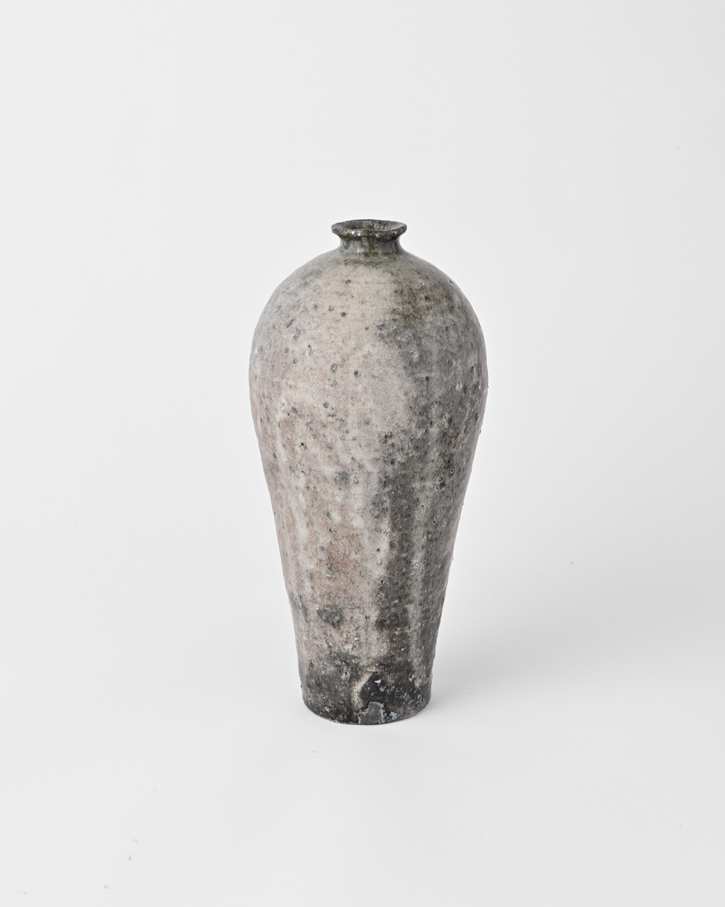 八田亨 / 白掛花瓶 A