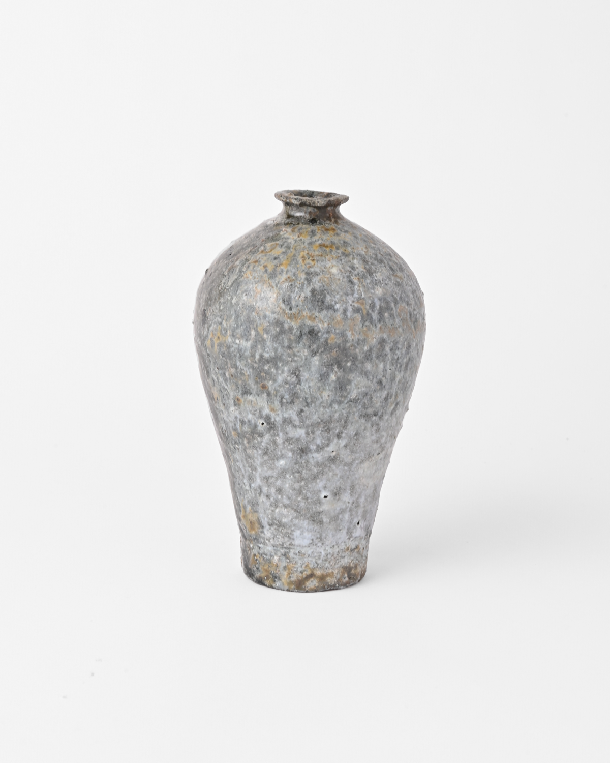 八田亨 / 白掛花瓶 C