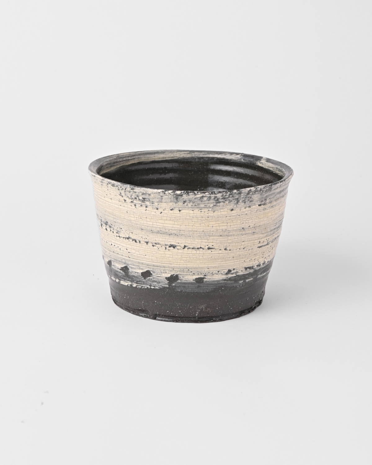 尾形アツシ / 黒地刷毛目植木鉢 Large B