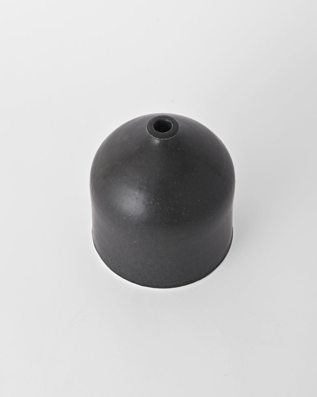 Naotsugu Yoshida/ Iron Glaze Vase