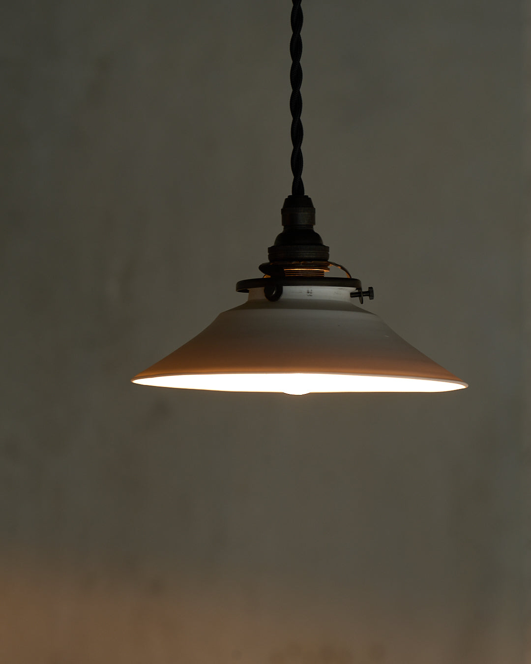 Yoshio Kangawa / White Porcelain Lamp Shade / Large