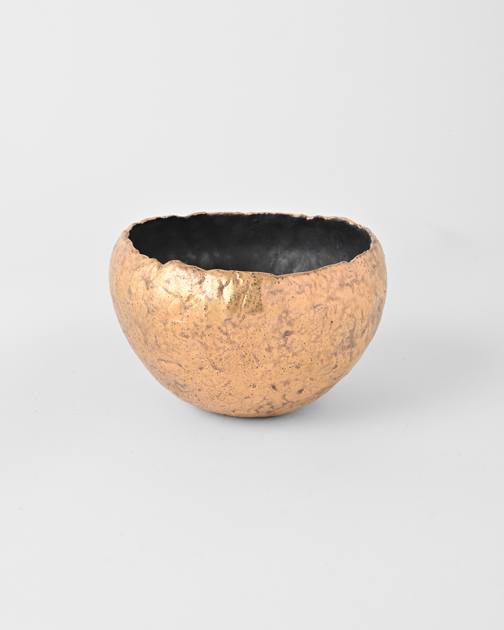 村上躍 / 内黒釉金彩植木鉢 B