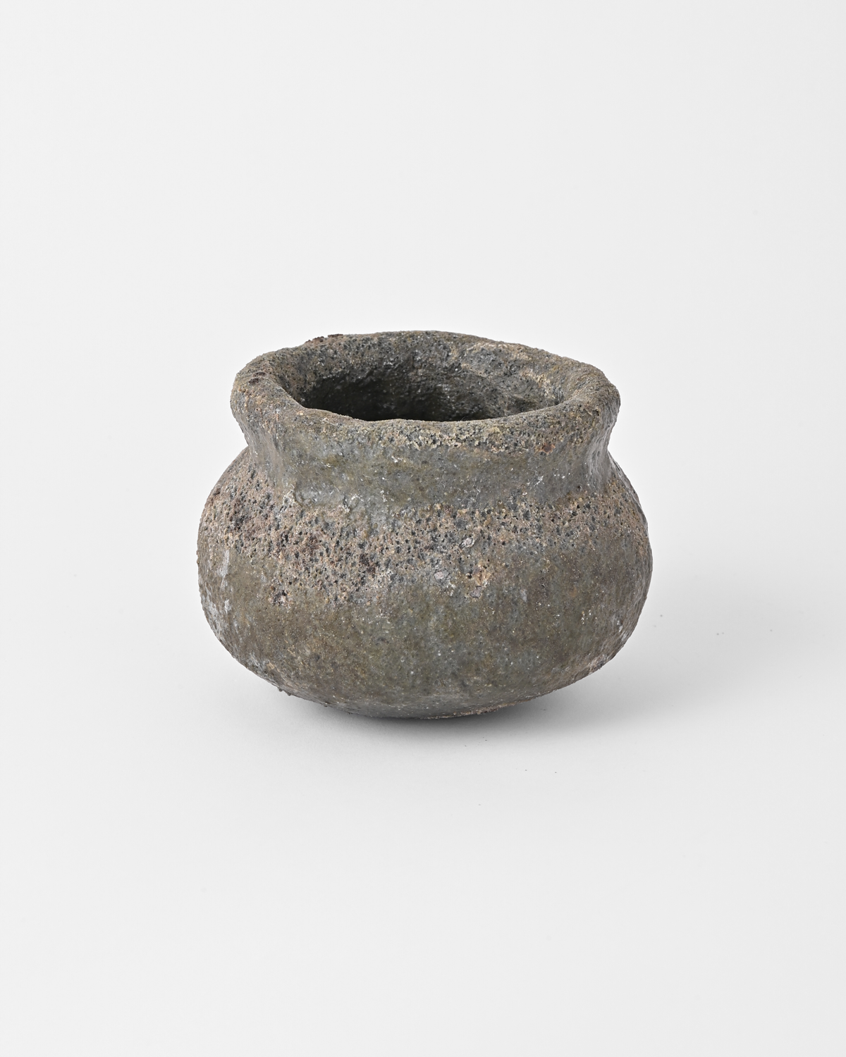 田宮亜紀 / 灰被壺植木鉢 Large A