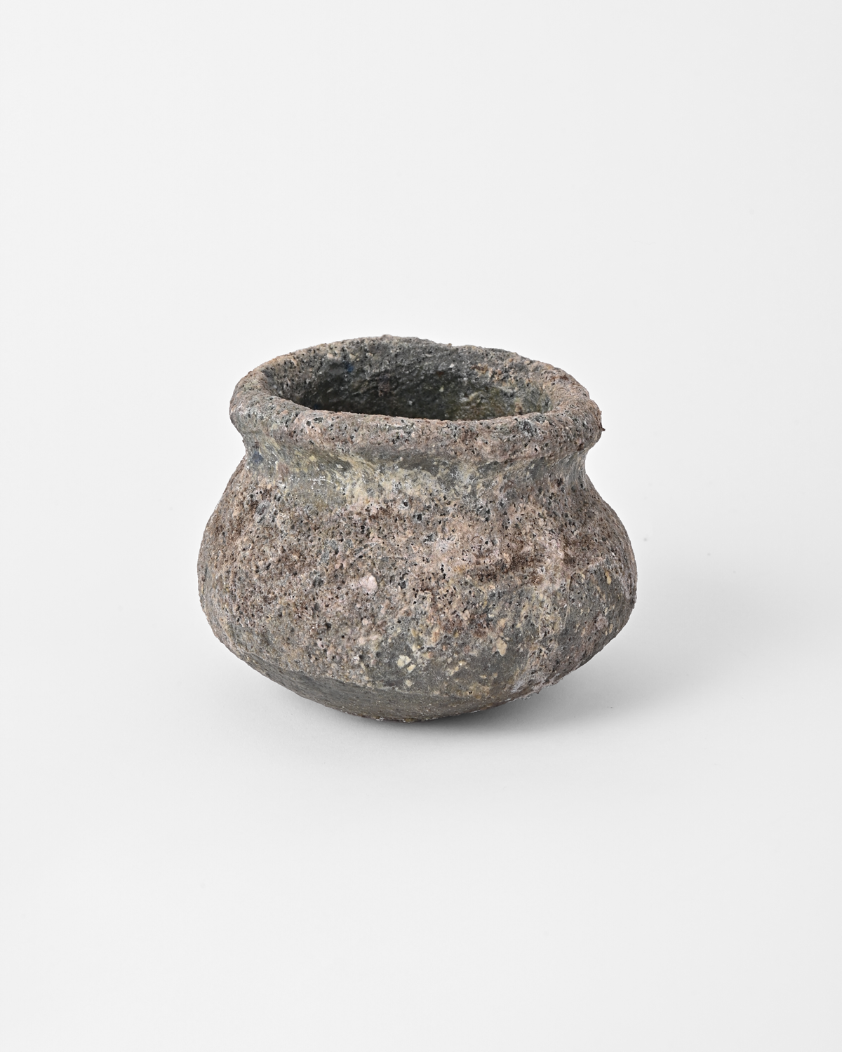 田宮亜紀 / 灰被壺植木鉢 Large D