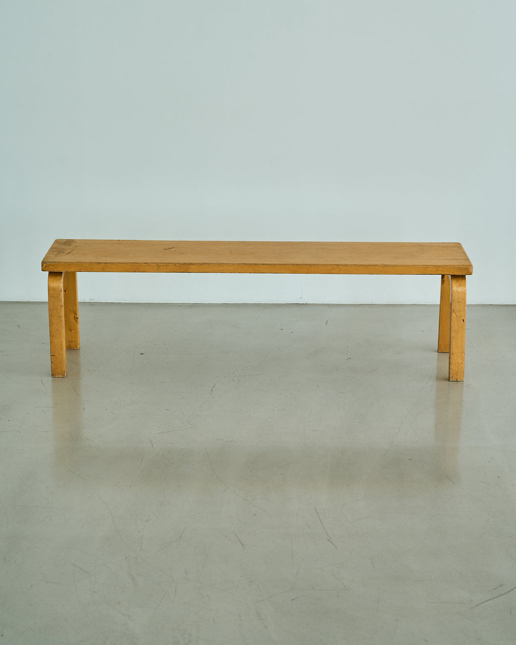 Alvar Aalto / 122 Bench 1950s