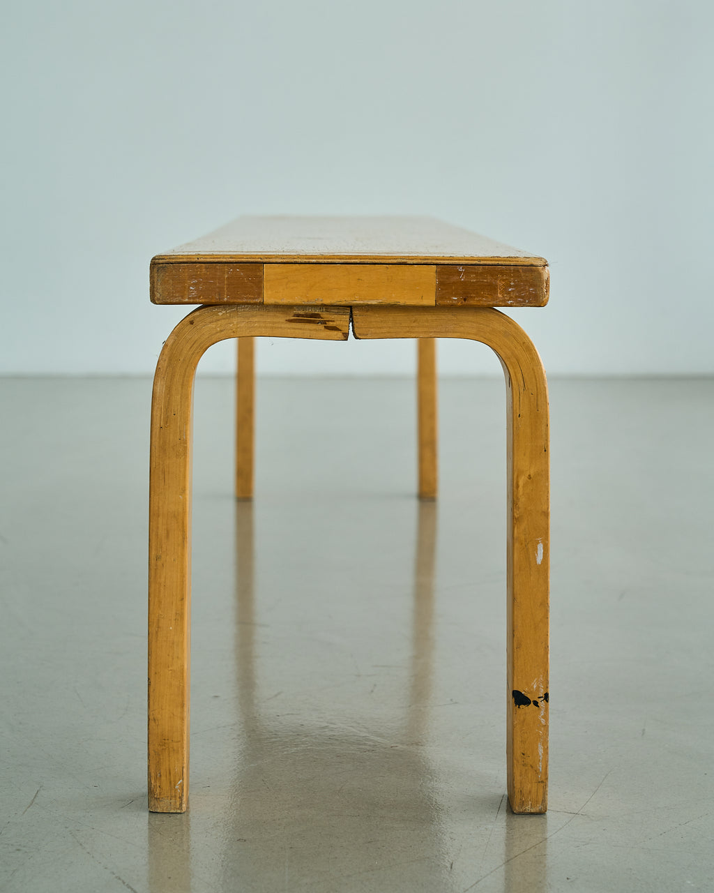 Alvar Aalto / 122 Bench 1950s