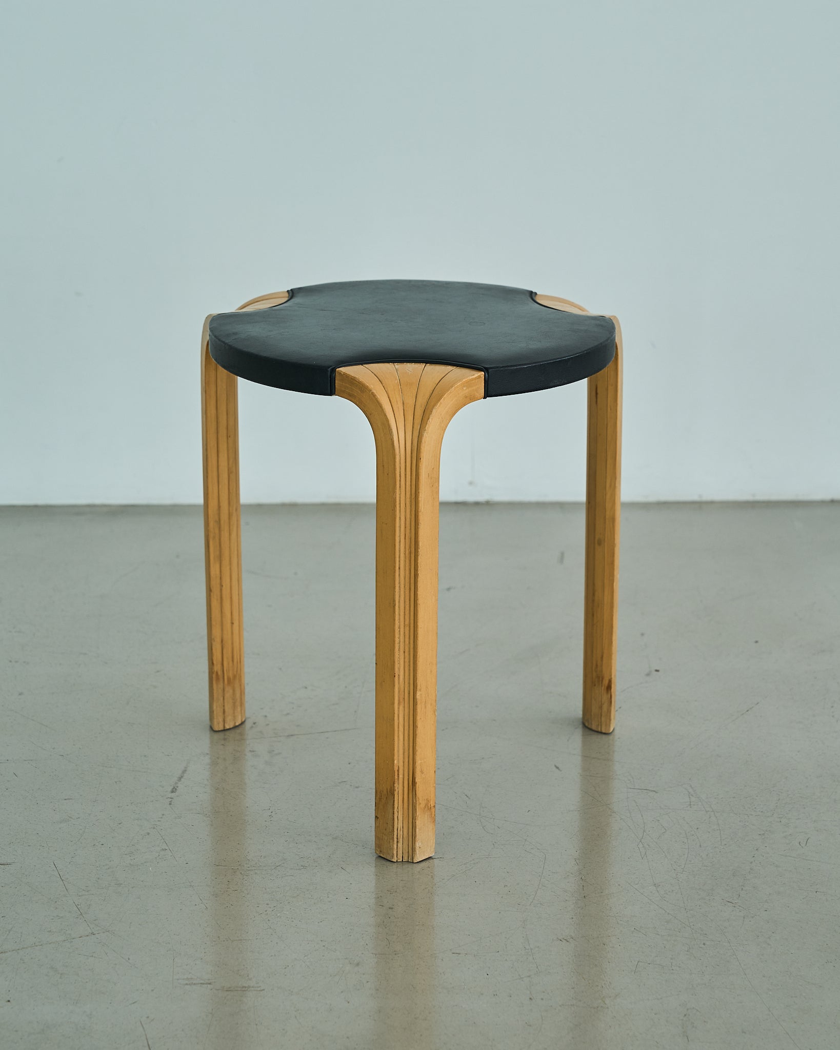 Alvar Aalto / X600 Stool Leather 1960s A