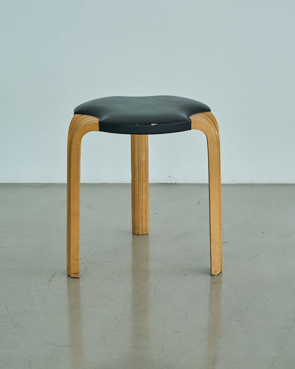 Alvar Aalto / X600 Stool Leather 1960s B