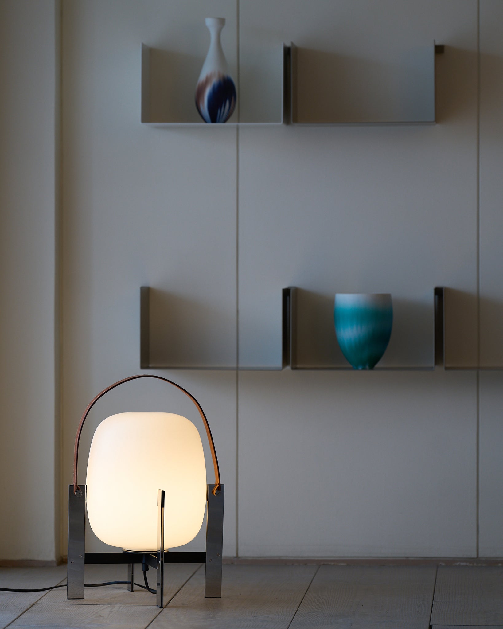 SANTA&COLE / CESTA METALICA